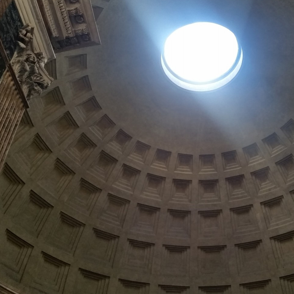 Walking around Rome Pantheon Dome